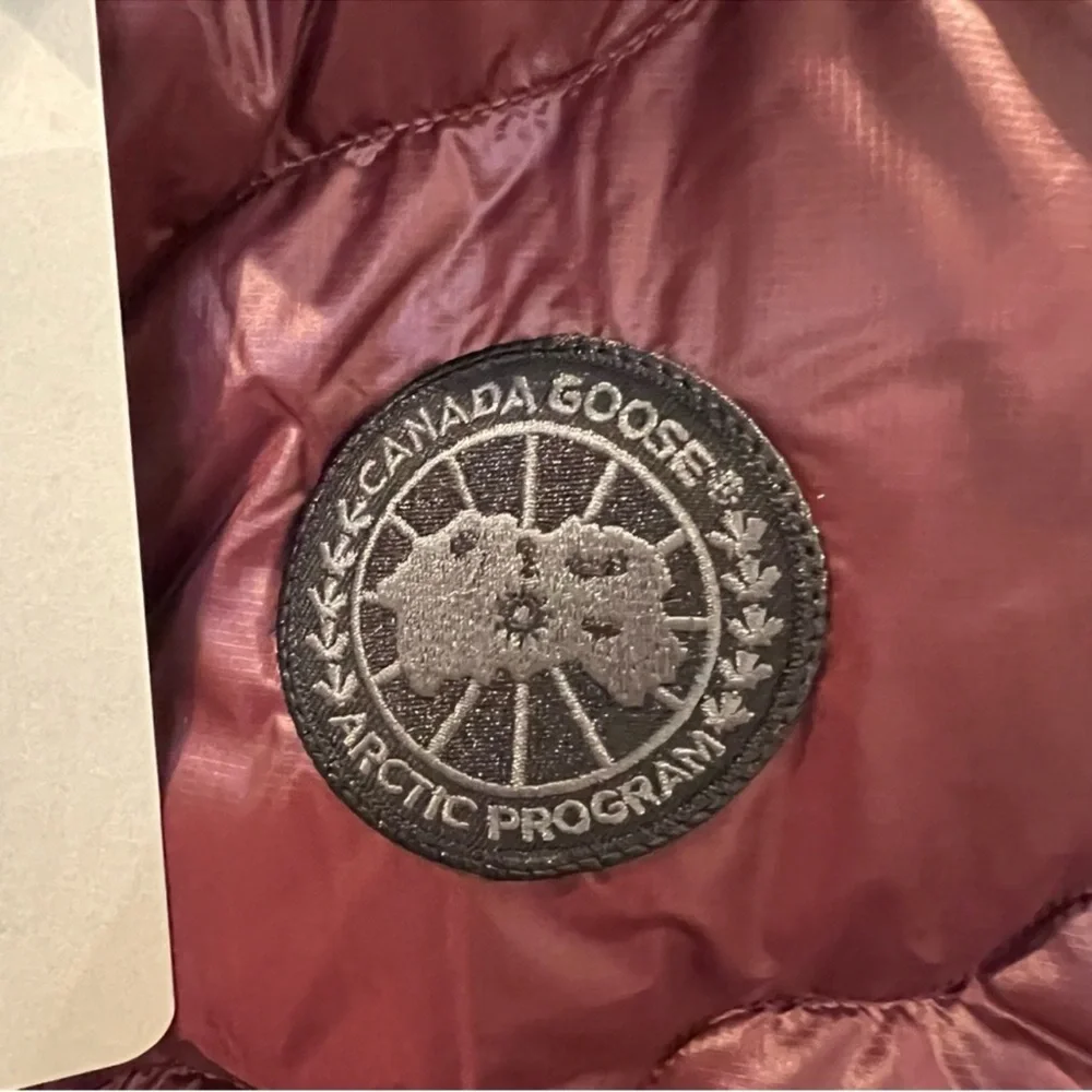 NWT Canada Goose Cypress Puffer Vest Botanical Quilt in Garnet Stone Burgundy - Picture 7 of 10